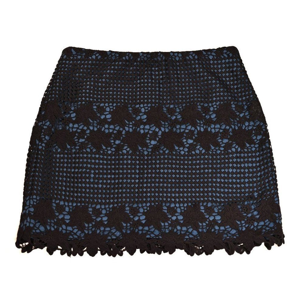 LOFT Black Lace Overlay Shift Skirt Size 10 P
